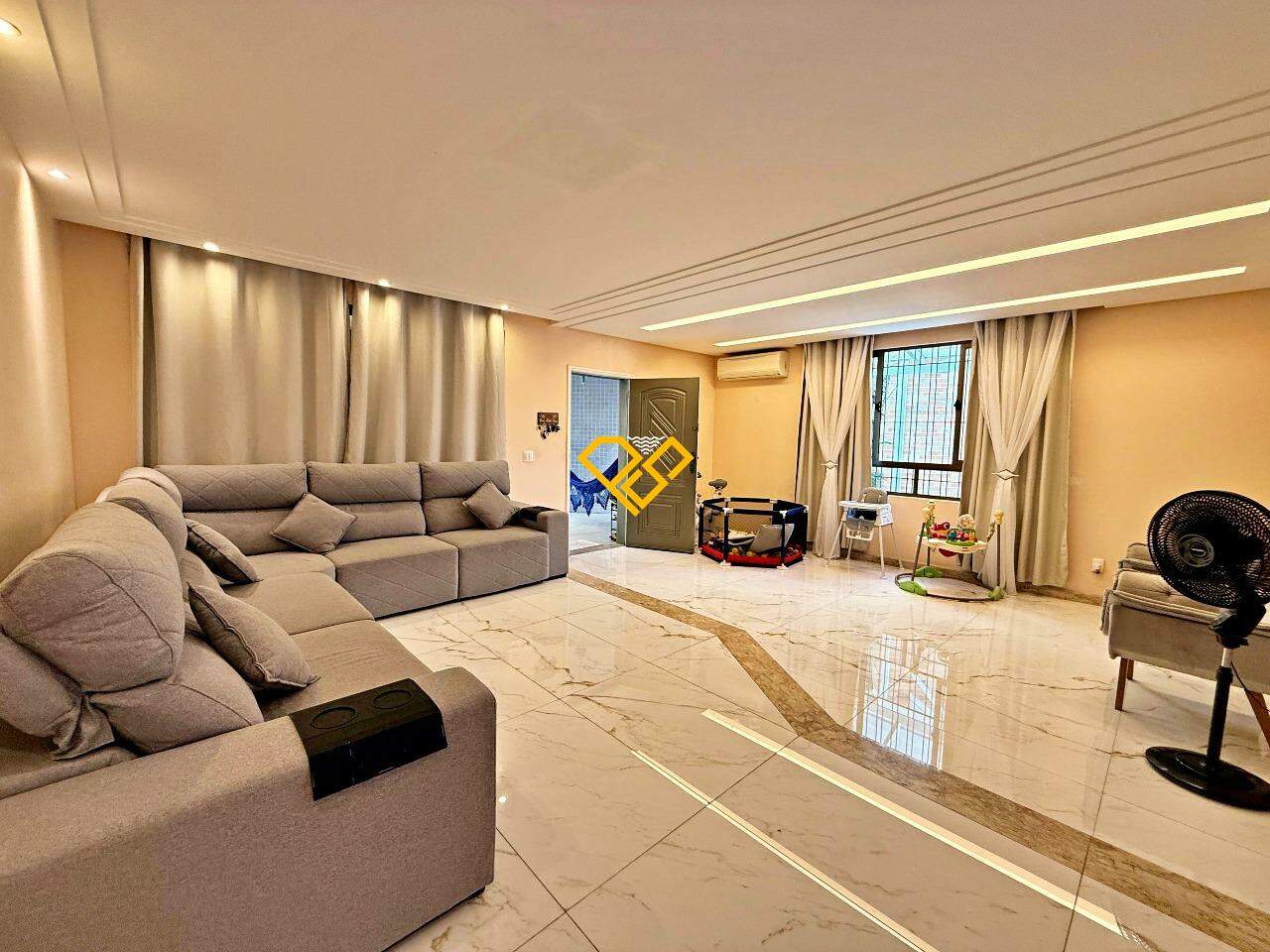 Sobreposta Baixa à venda no Aparecida: Sala