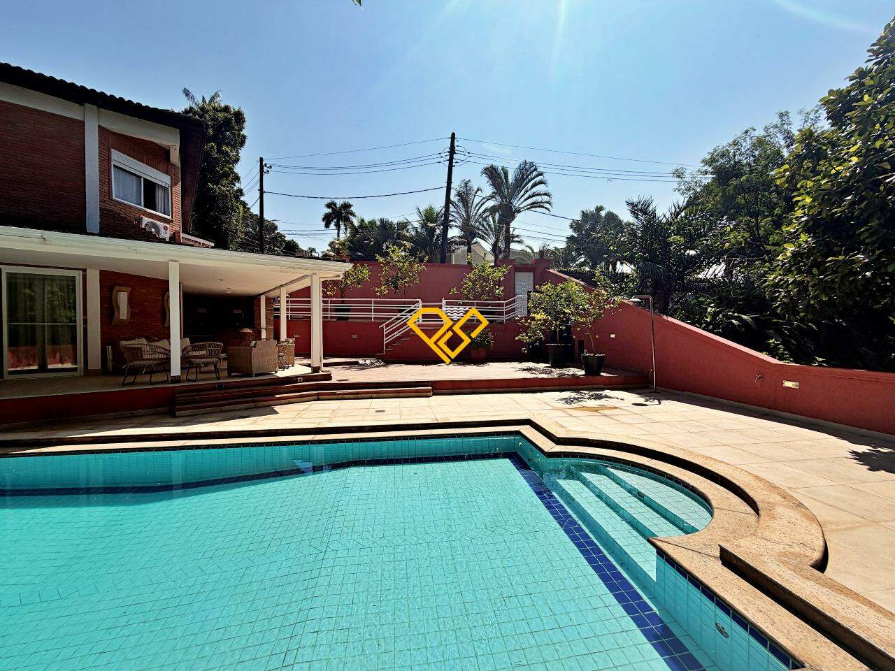 Casa à venda no Santa Terezinha: Piscina
