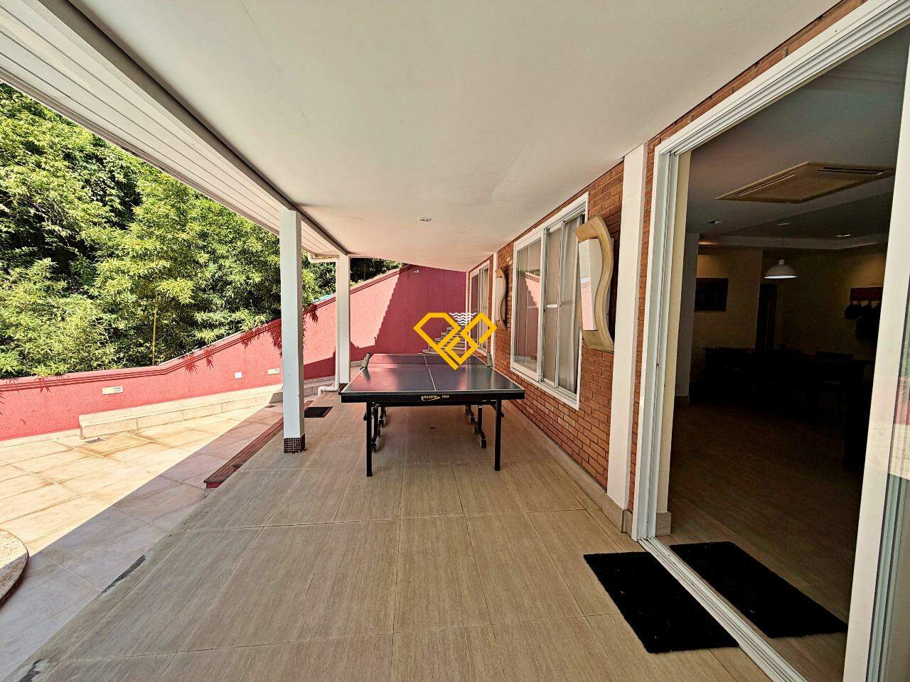 Casa à venda no Santa Terezinha: Terraço