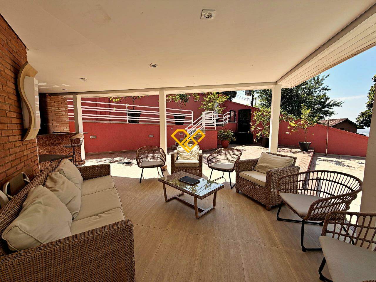 Casa à venda no Santa Terezinha: Terraço