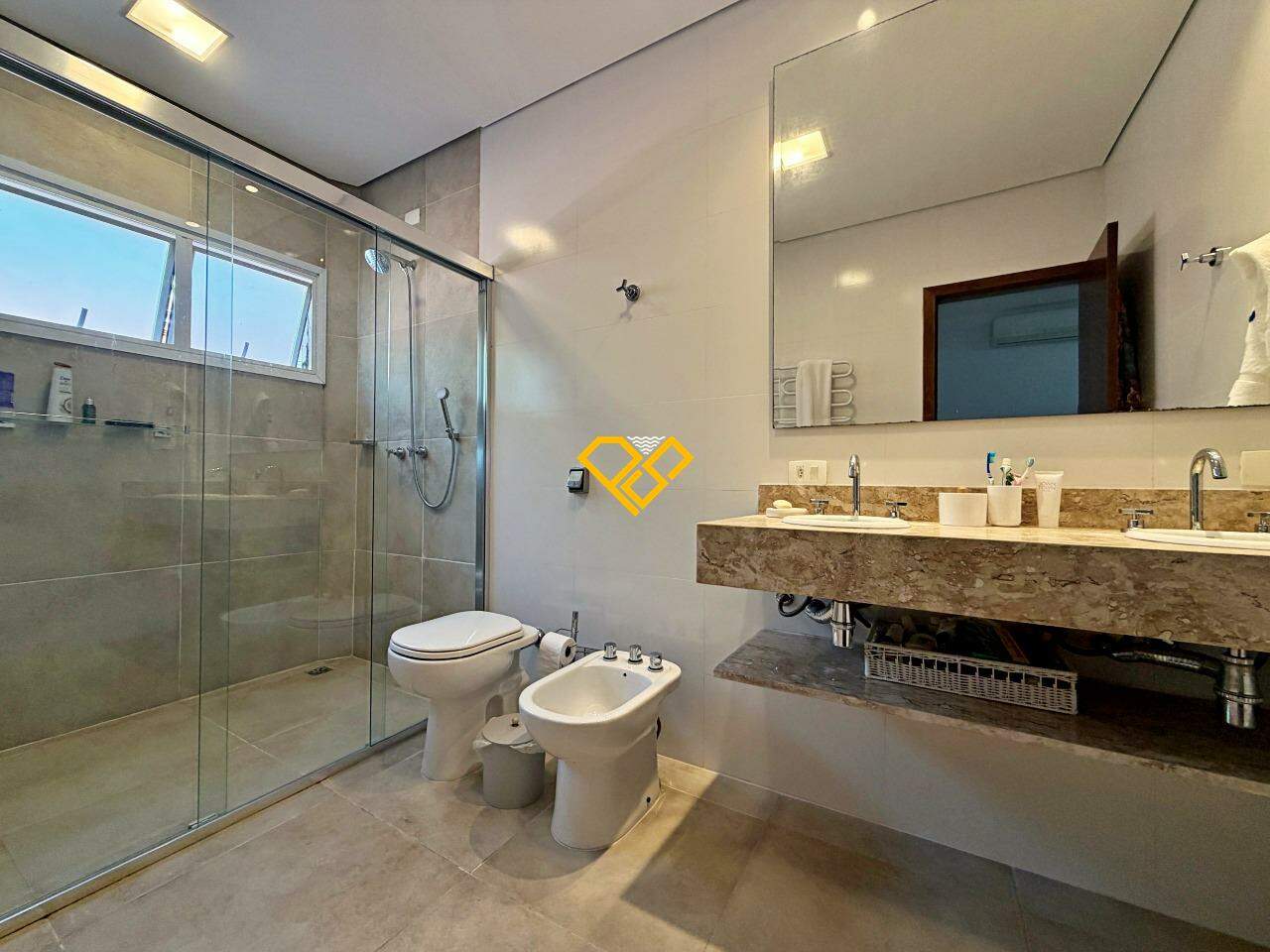 Casa à venda no Santa Terezinha: Wc suíte