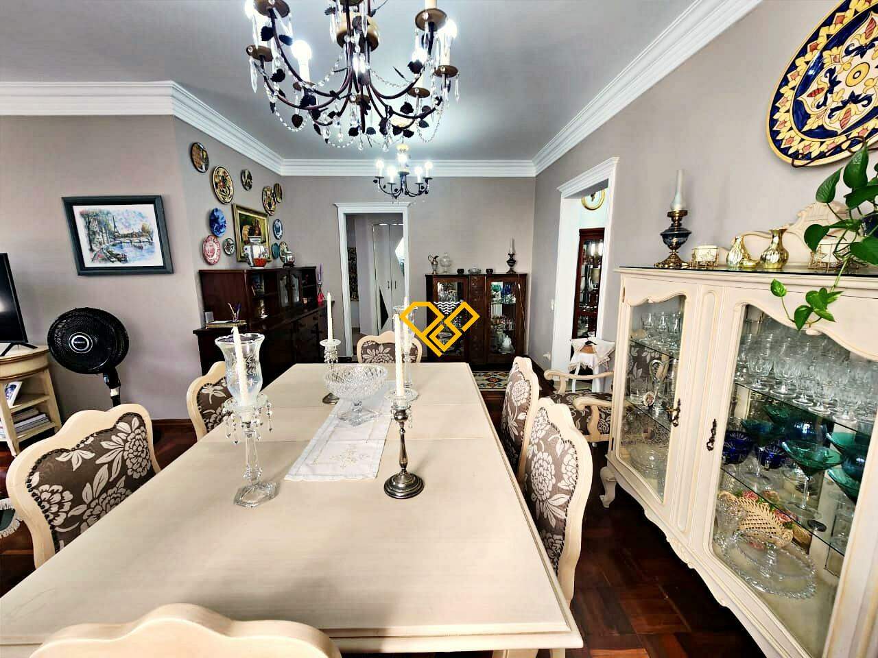 Apartamento à venda no Ponta da Praia: Sala