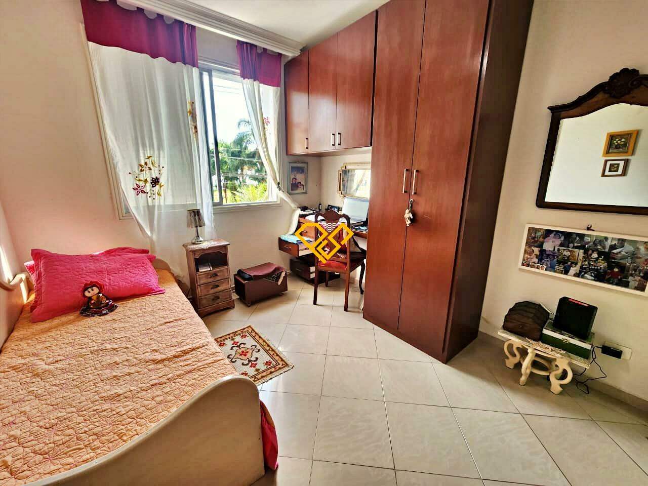 Apartamento à venda no Ponta da Praia: Dormitório 3