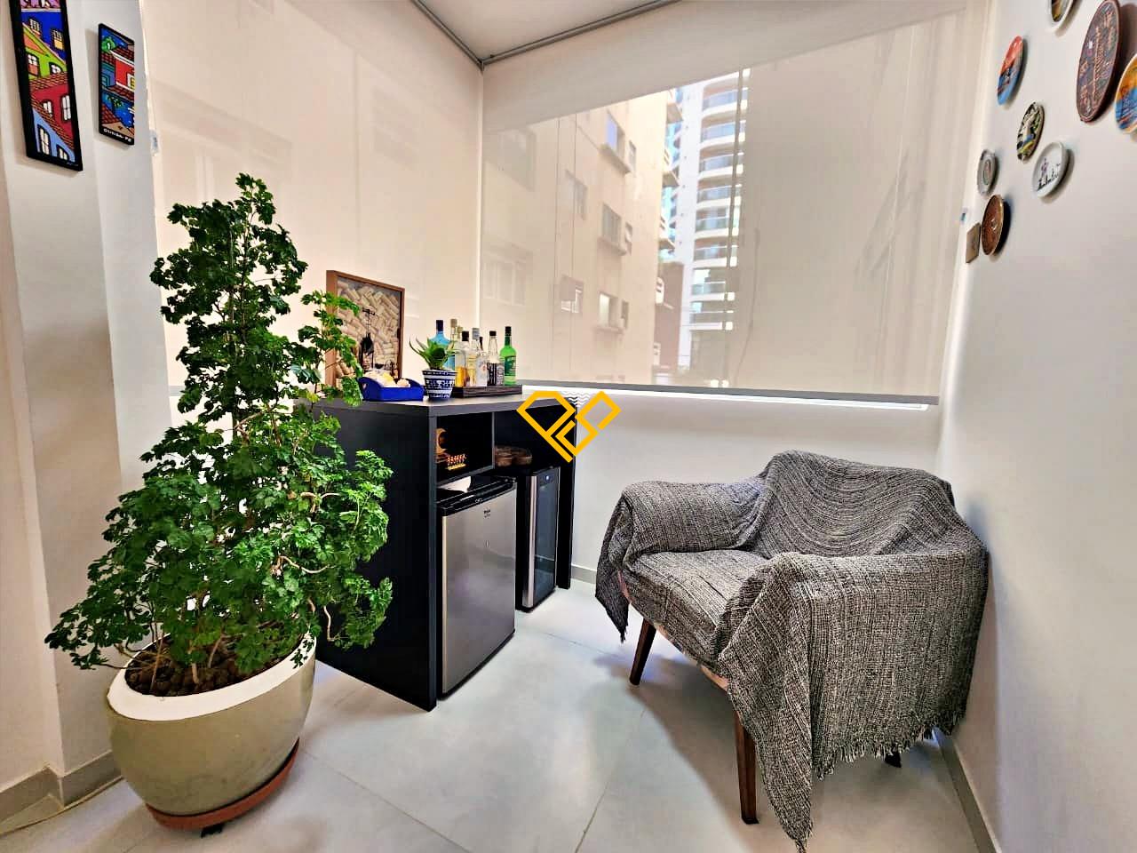 Apartamento à venda no Pompéia: Varanda