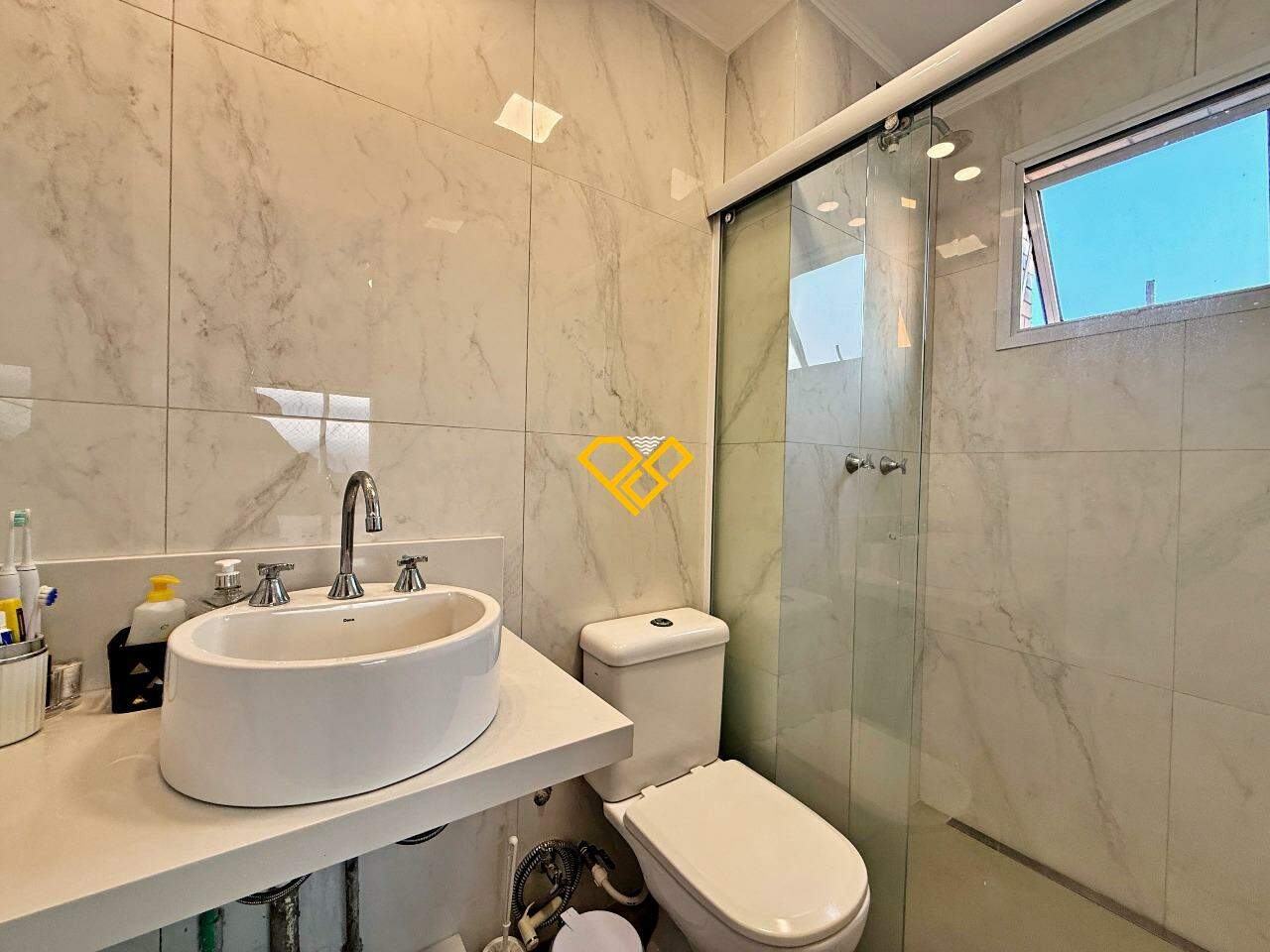 Apartamento à venda no Ponta da Praia: Wc suíte 1