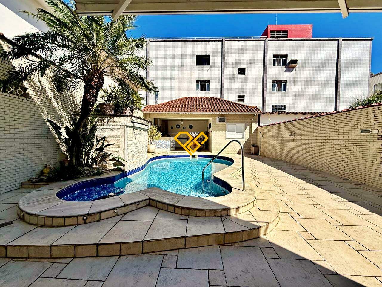 Casa à venda no Campo Grande: Piscina