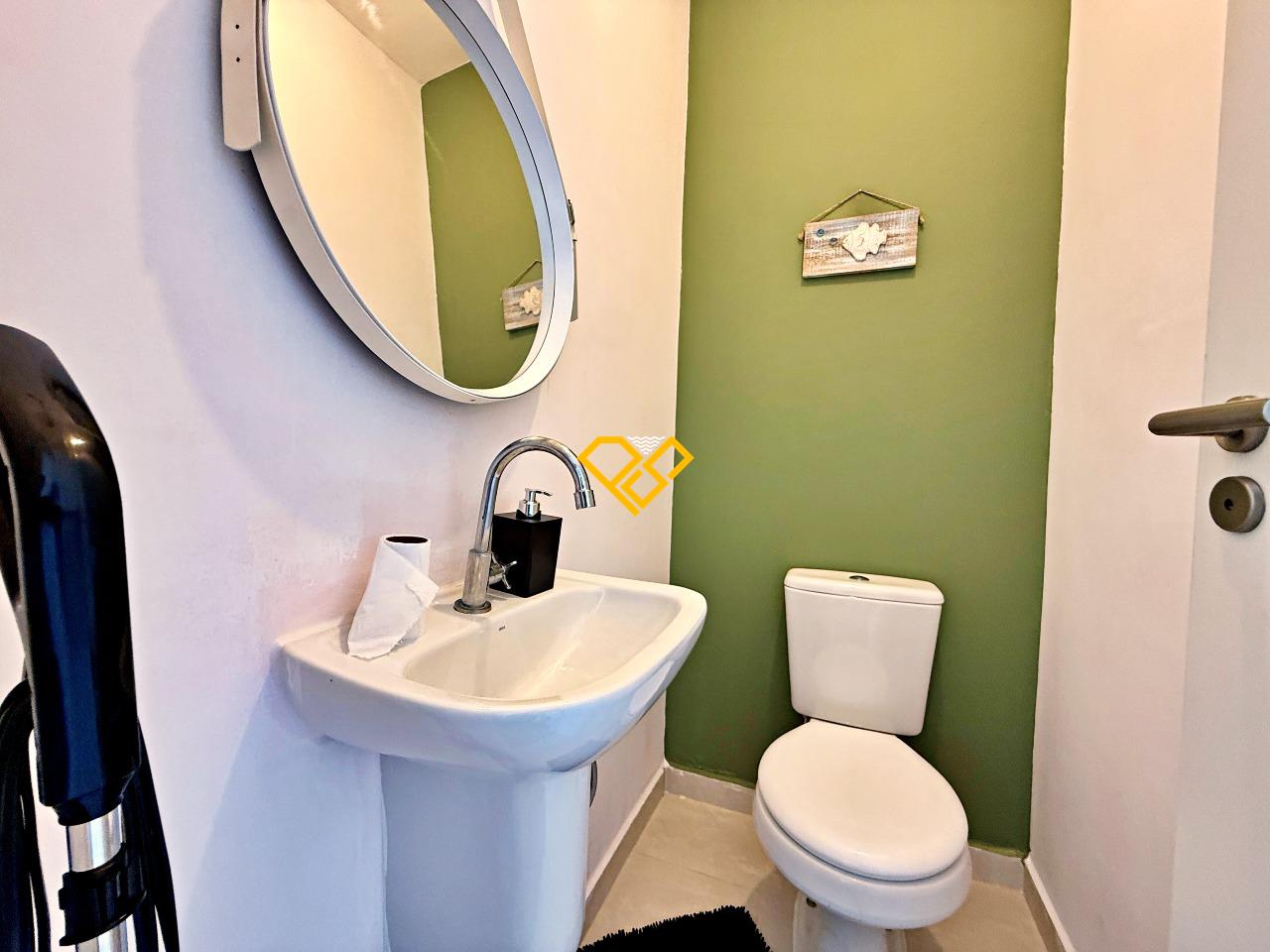 Apartamento para aluguel no Ponta da Praia: Lavabo