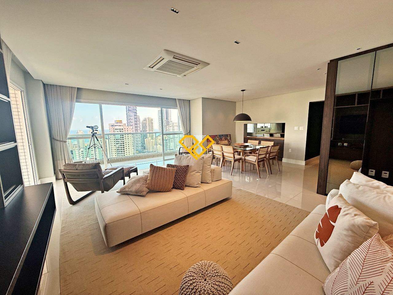 Apartamento para aluguel no Pompéia: Sala