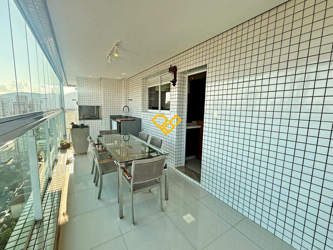 Apartamento para aluguel no Pompéia: Varanda