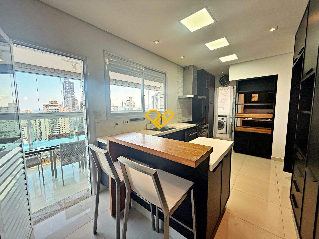 Apartamento para aluguel no Pompéia: Cozinha