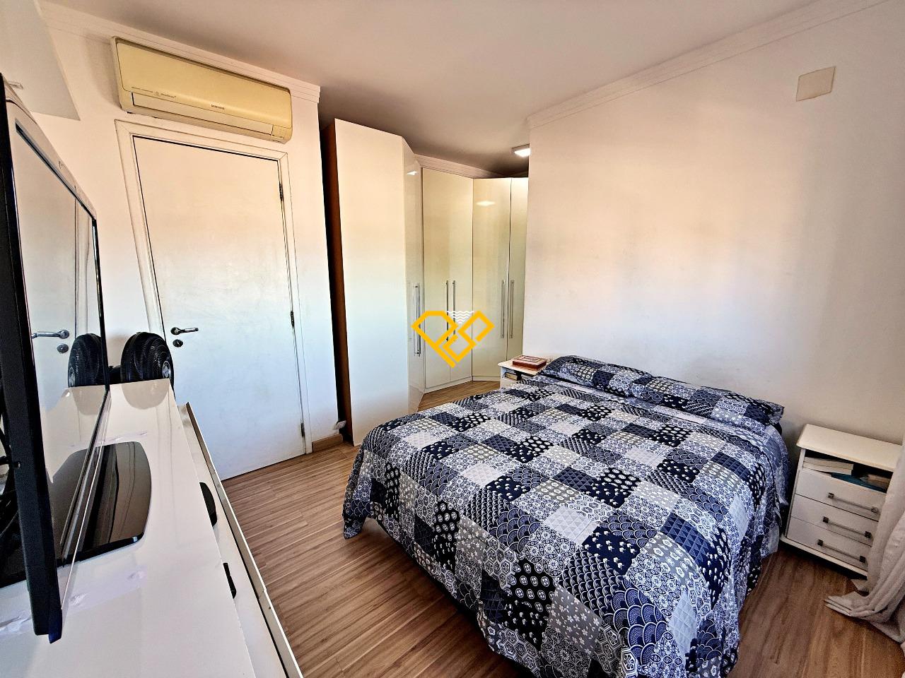 Apartamento à venda no Ponta da Praia: Dormitório 1 - suíte