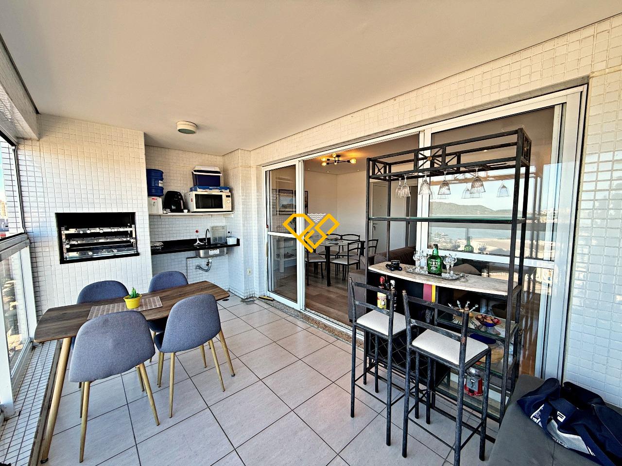 Apartamento à venda no Ponta da Praia: Varanda