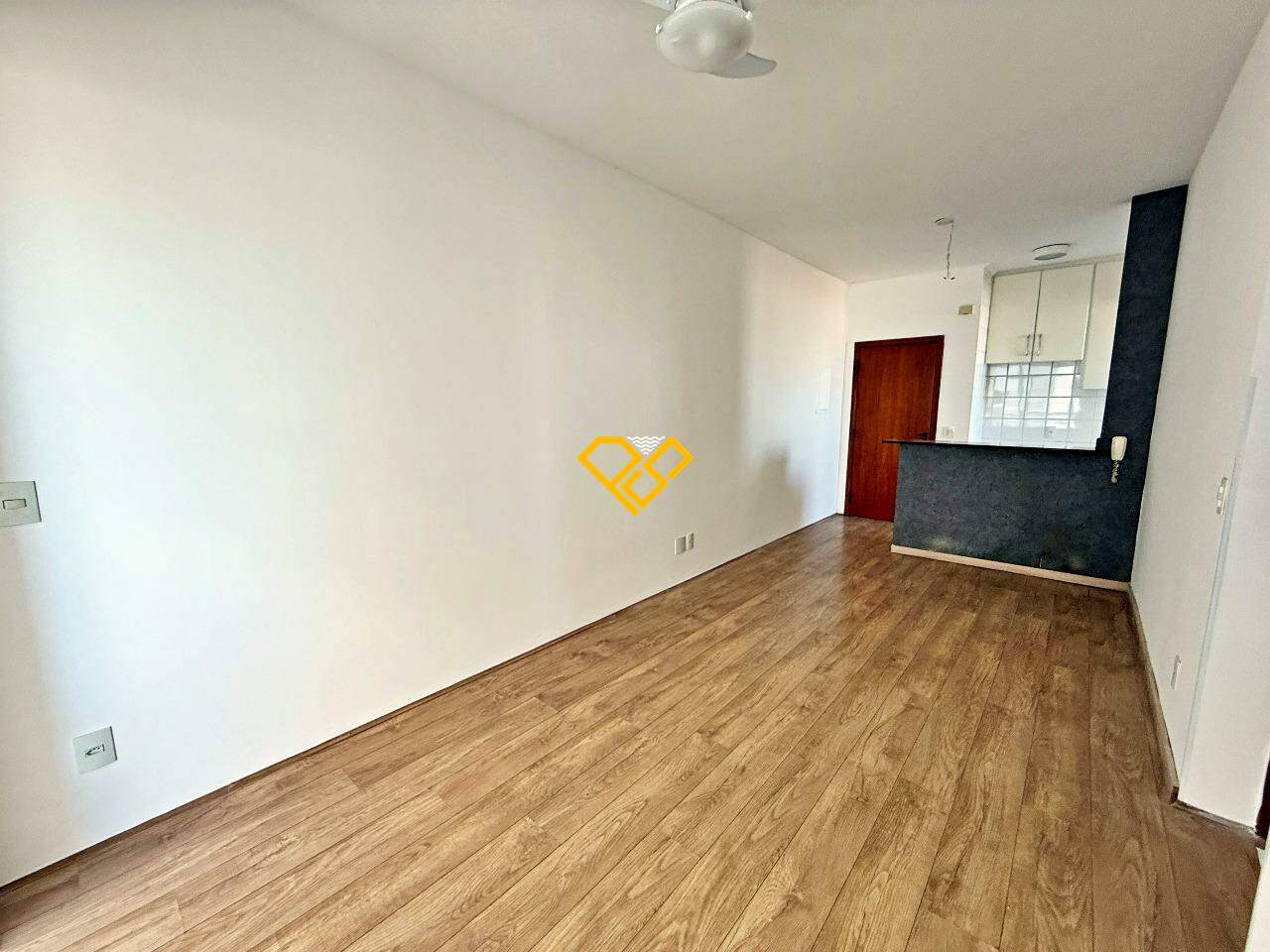 Apartamento à venda no Encruzilhada: Sala
