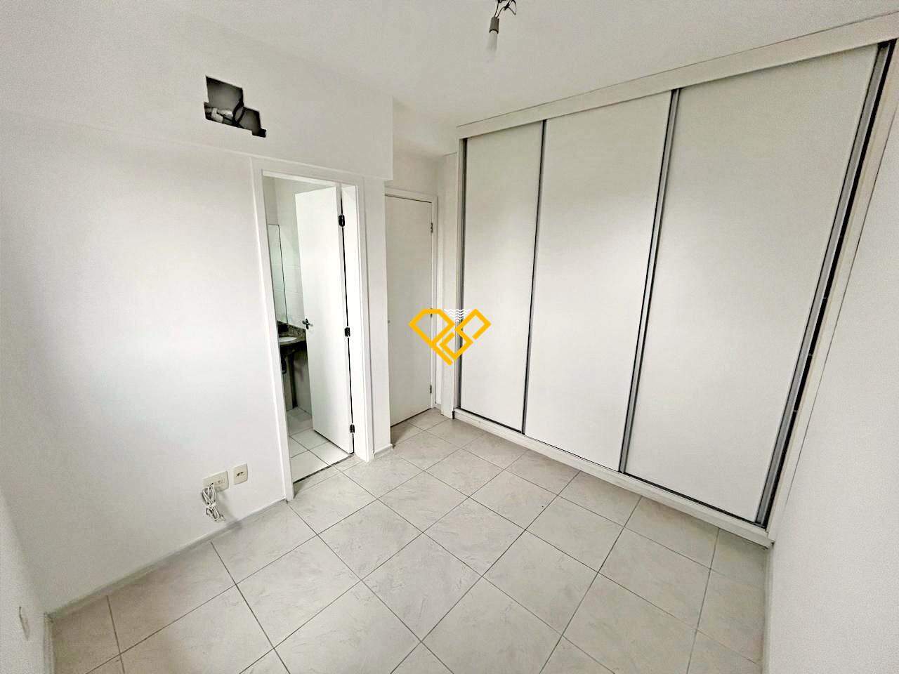 Apartamento para aluguel no Ponta da Praia: Dormitório 1 - suíte