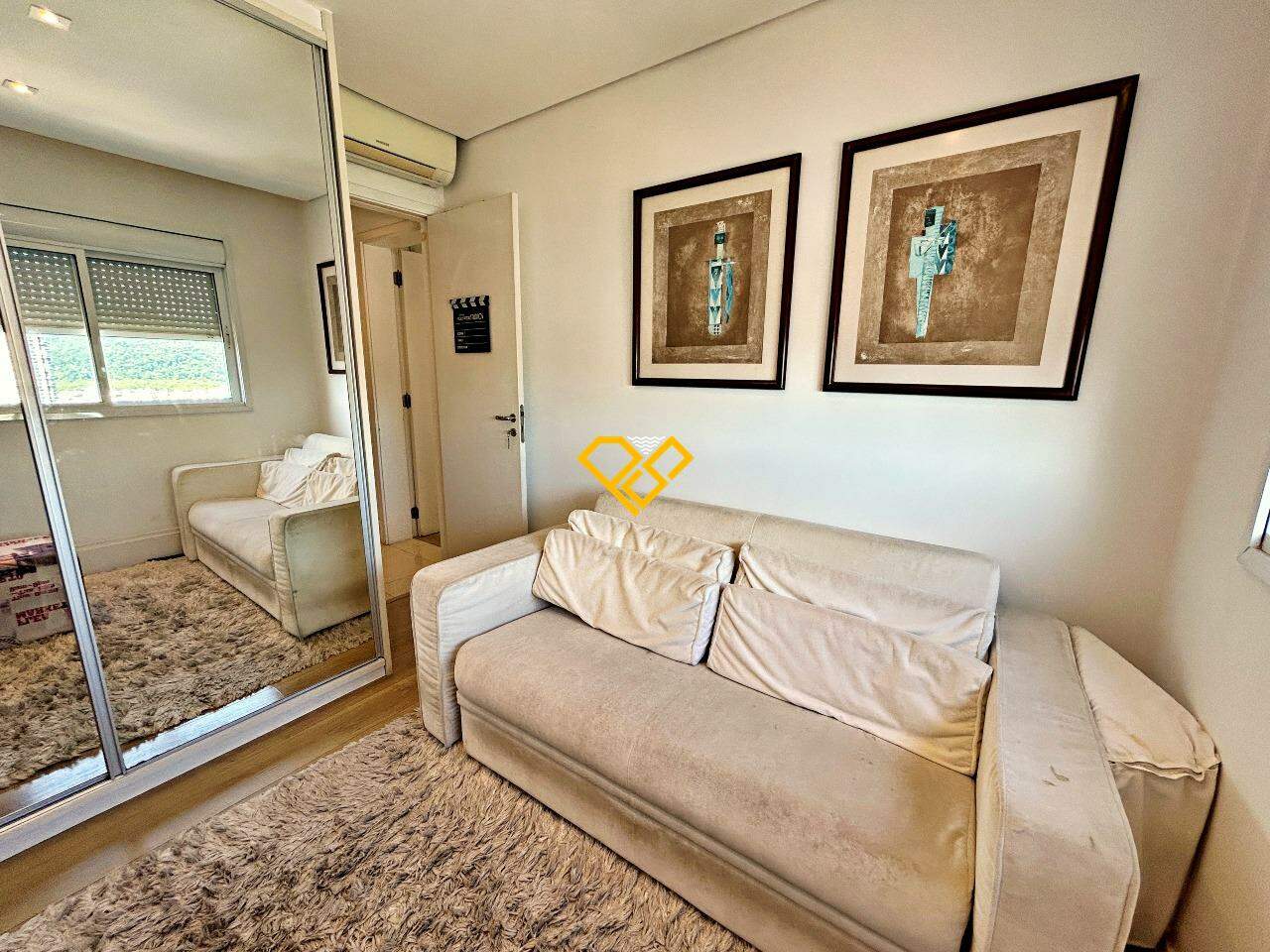 Apartamento à venda no Ponta da Praia: Dormitório 3