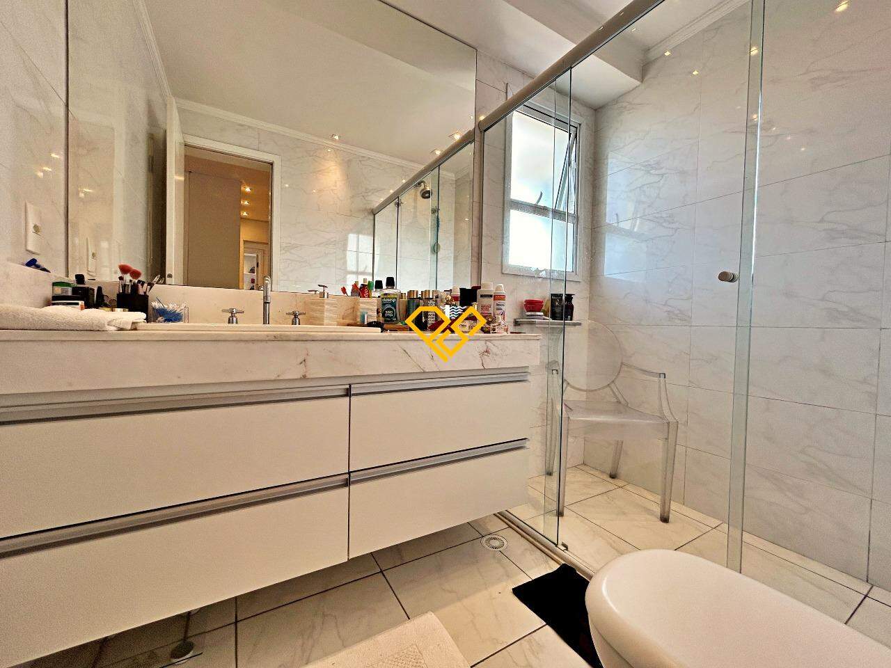 Apartamento à venda no Ponta da Praia: Wc suíte