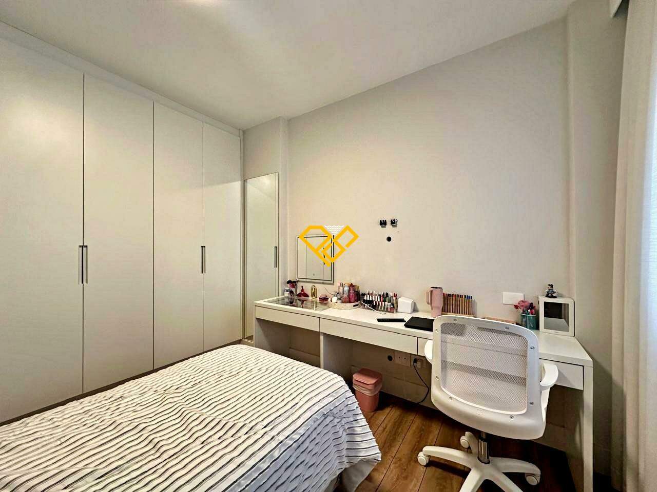 Apartamento à venda no Ponta da Praia: Dormitório 3