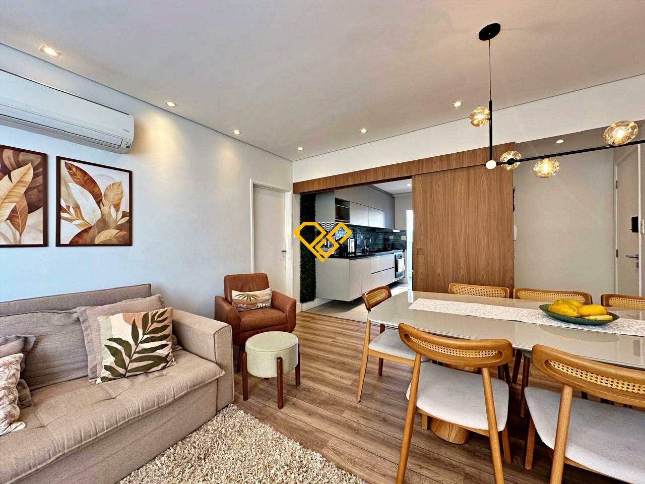 Apartamento à venda no Ponta da Praia: Sala