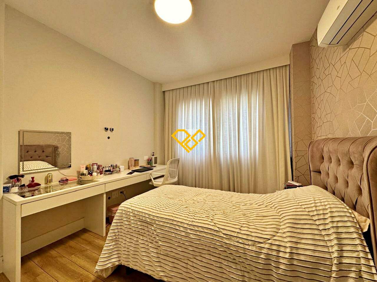 Apartamento à venda no Ponta da Praia: Dormitório 3