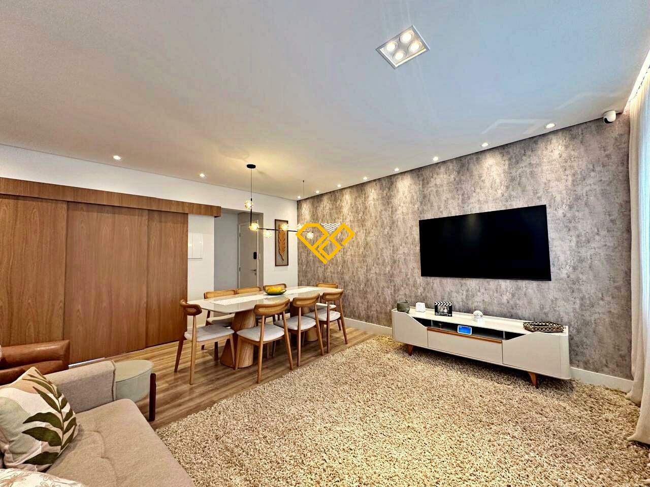 Apartamento à venda no Ponta da Praia: Sala