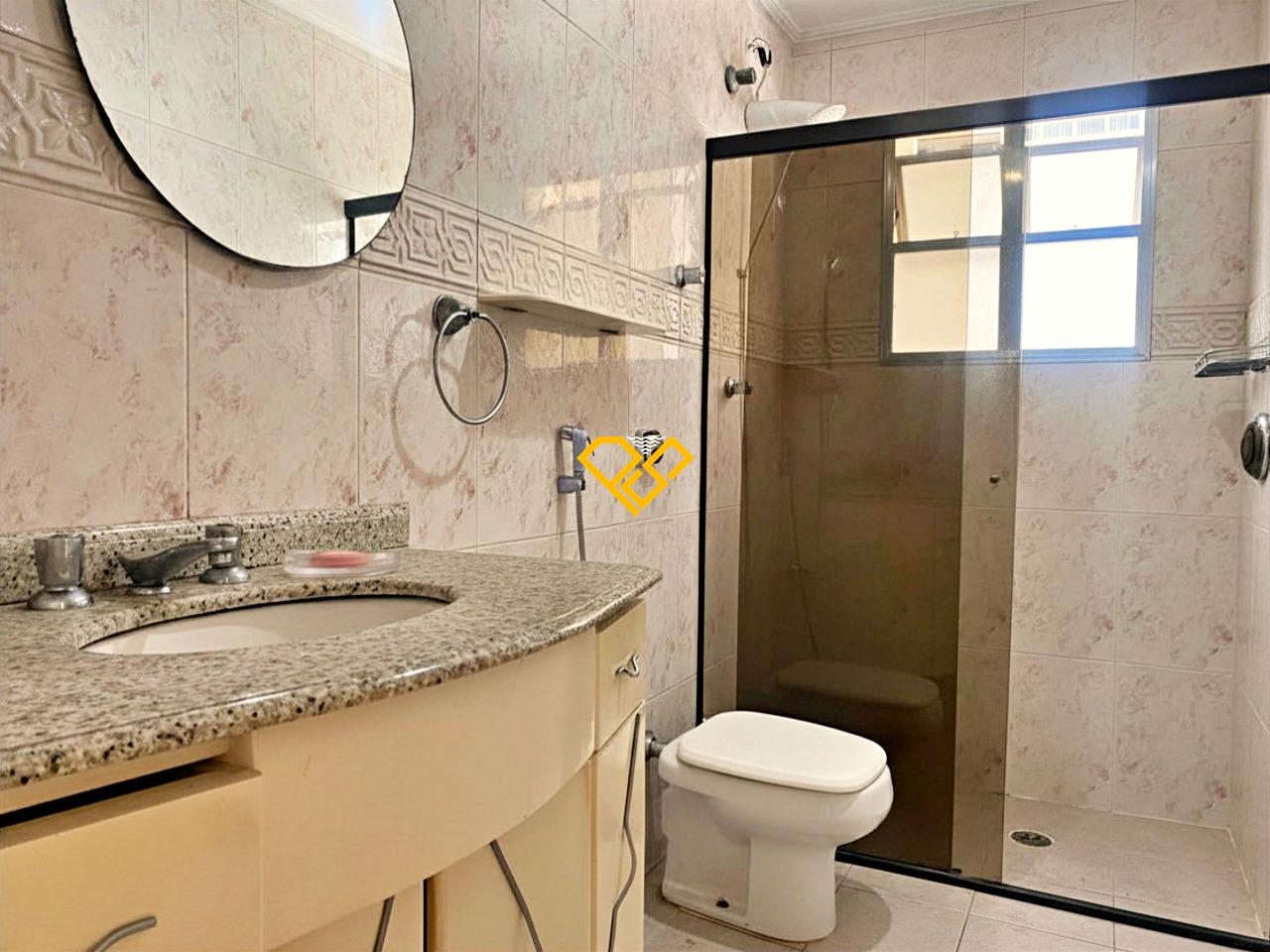 Apartamento à venda no José Menino: Wc suíte