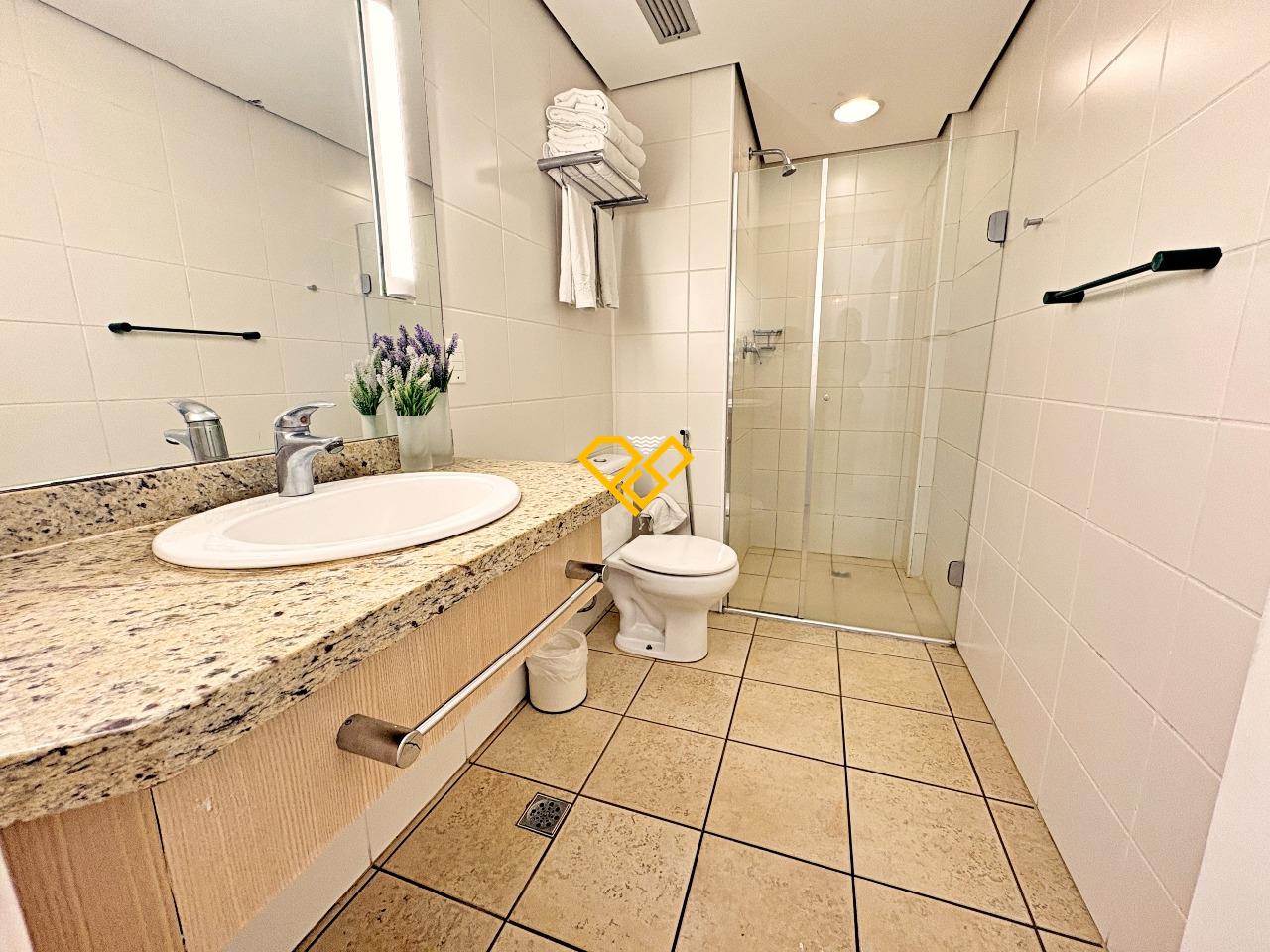 Apartamento para aluguel no Boqueirão: Wc social