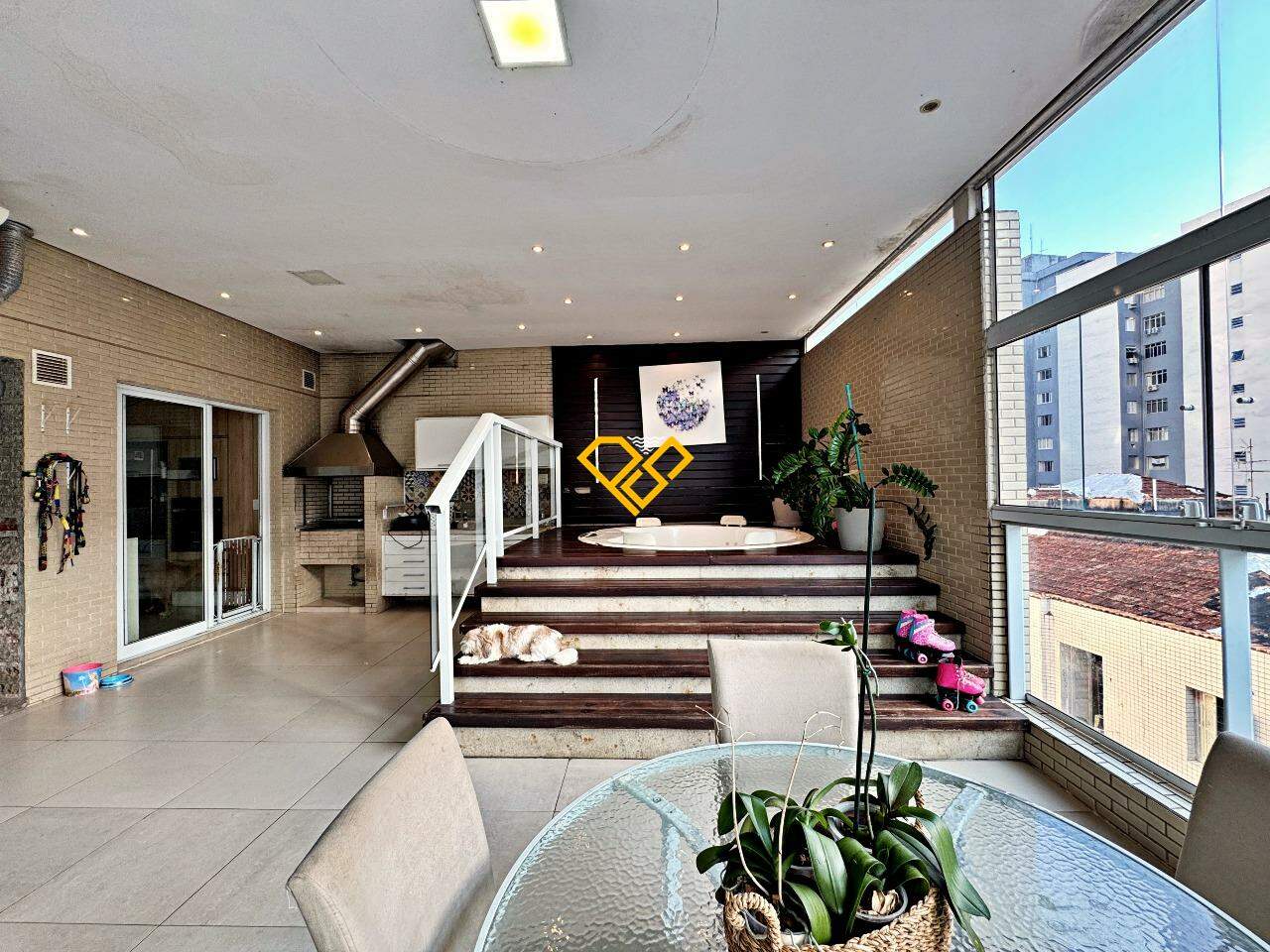 Garden para aluguel no Pompéia: Varanda