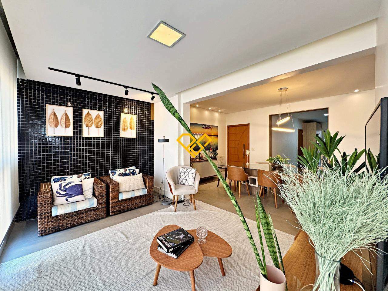 Garden para aluguel no Pompéia: Sala e varanda