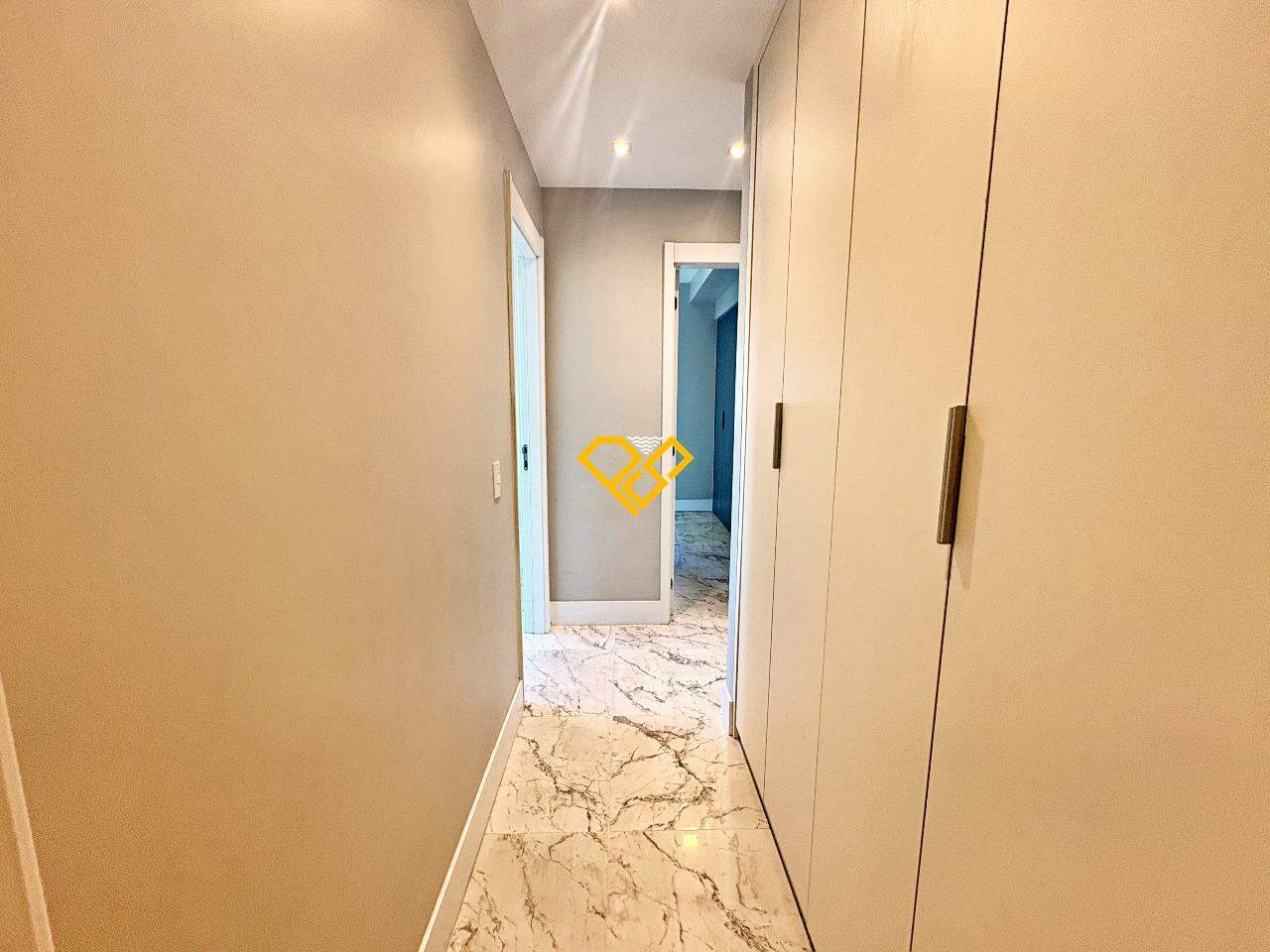 Apartamento para aluguel no Boqueirão: Hall