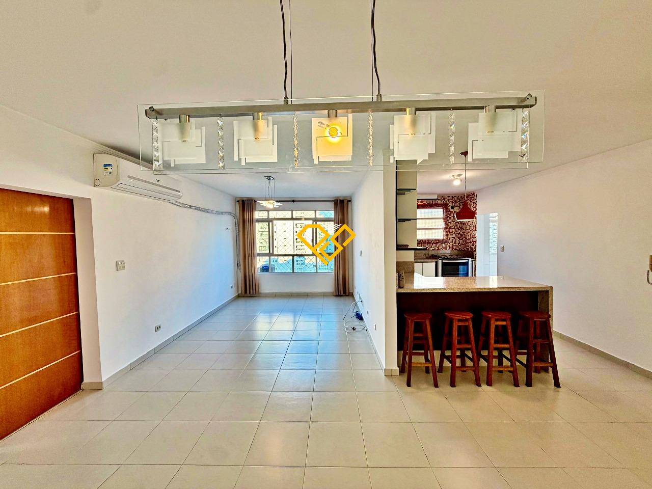 Apartamento à venda no Ponta da Praia: Sala e cozinha