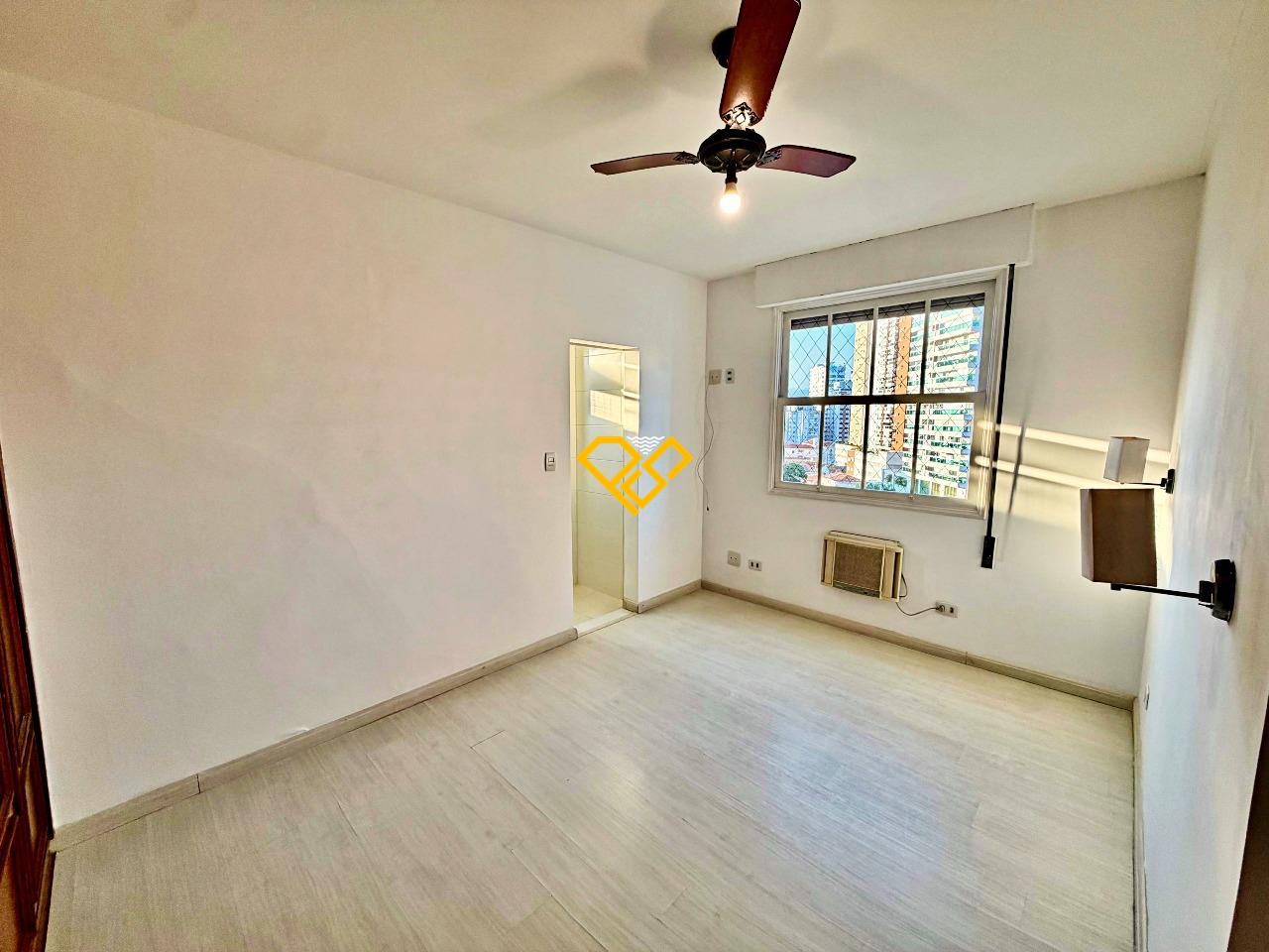 Apartamento à venda no Ponta da Praia: Dormitório 1 - suíte