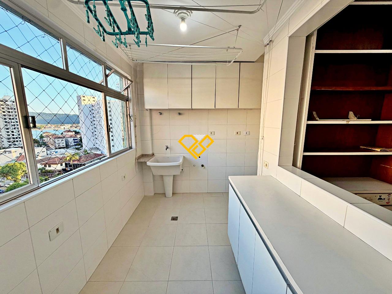 Apartamento à venda no Ponta da Praia: Área de serviço