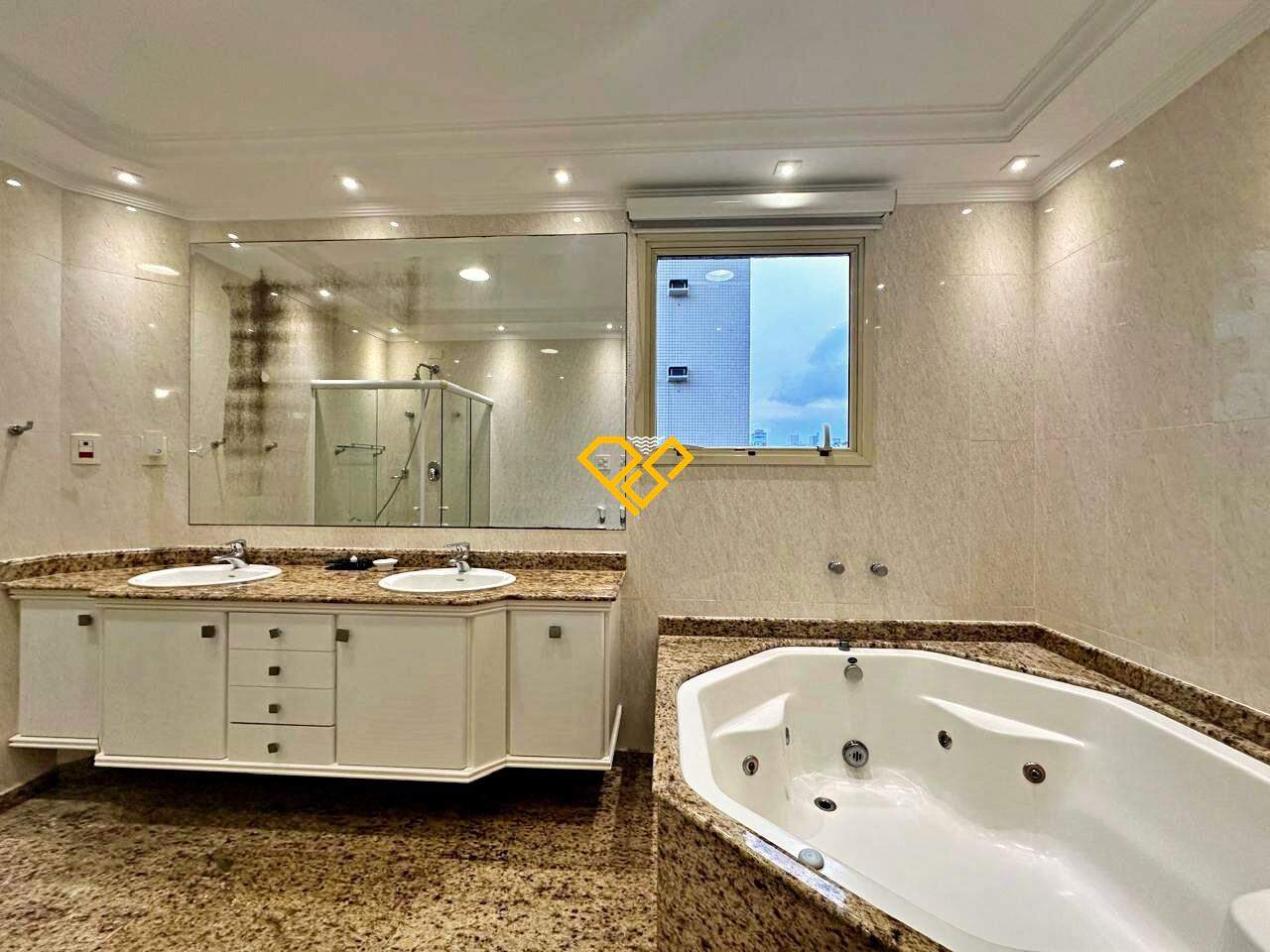 Apartamento à venda no Embaré: Wc suíte 1 - master