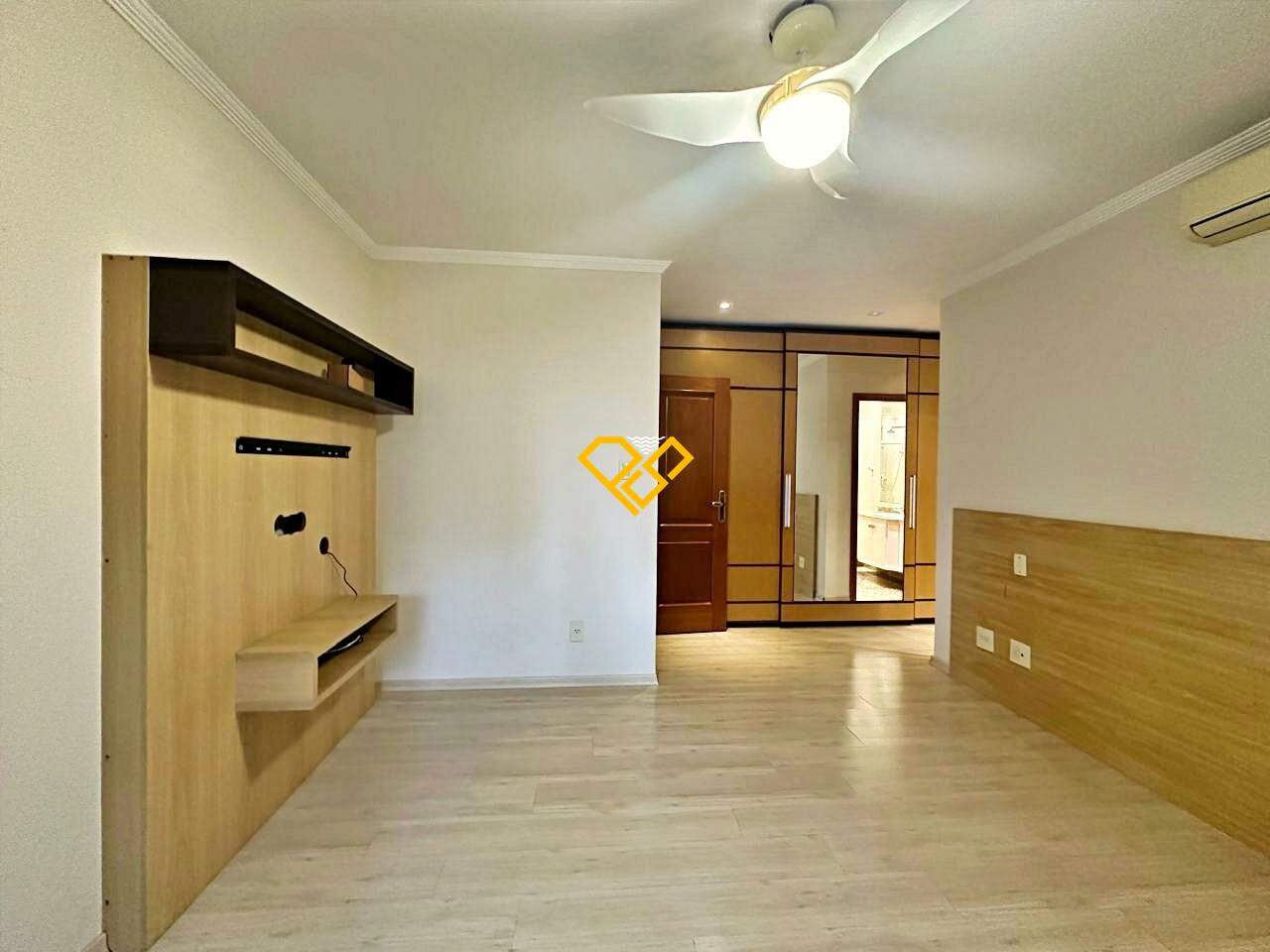 Apartamento à venda no Embaré: Suíte 3