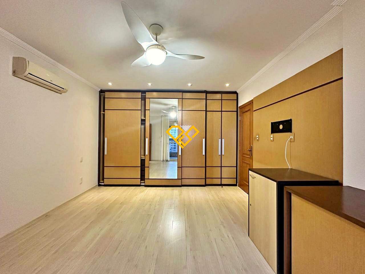 Apartamento à venda no Embaré: Suíte 1 - master