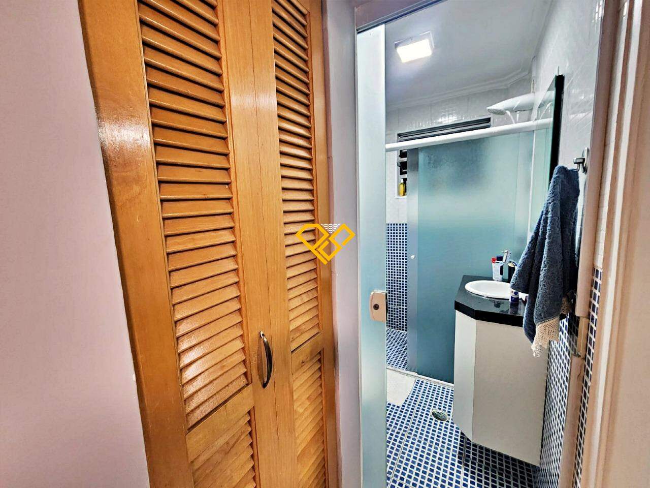 Apartamento à venda no Gonzaga: Wc social