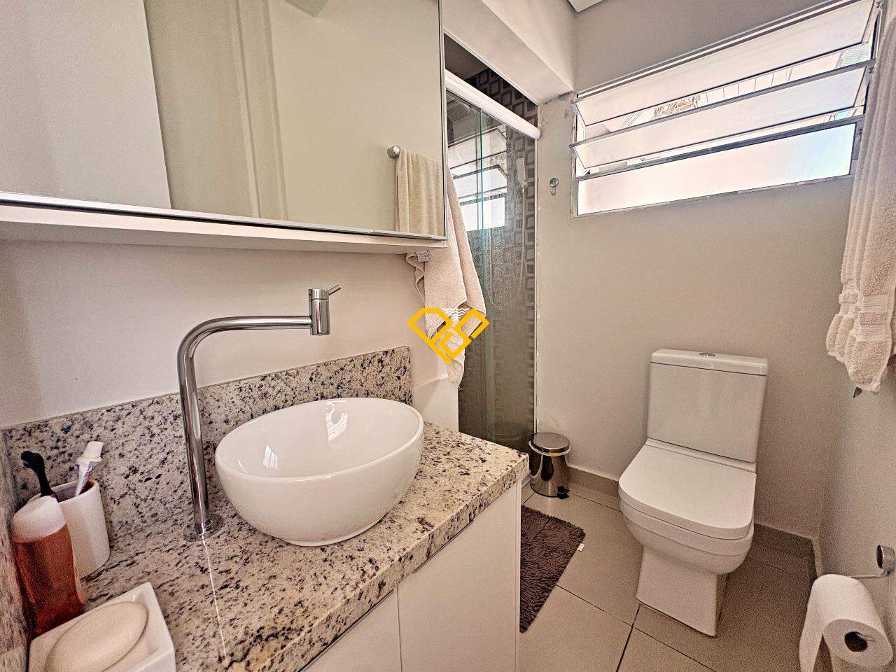 Apartamento à venda no Gonzaga: Wc suíte