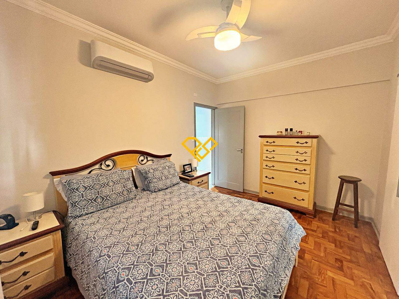 Apartamento à venda no Gonzaga: Dormitório 1 - suíte