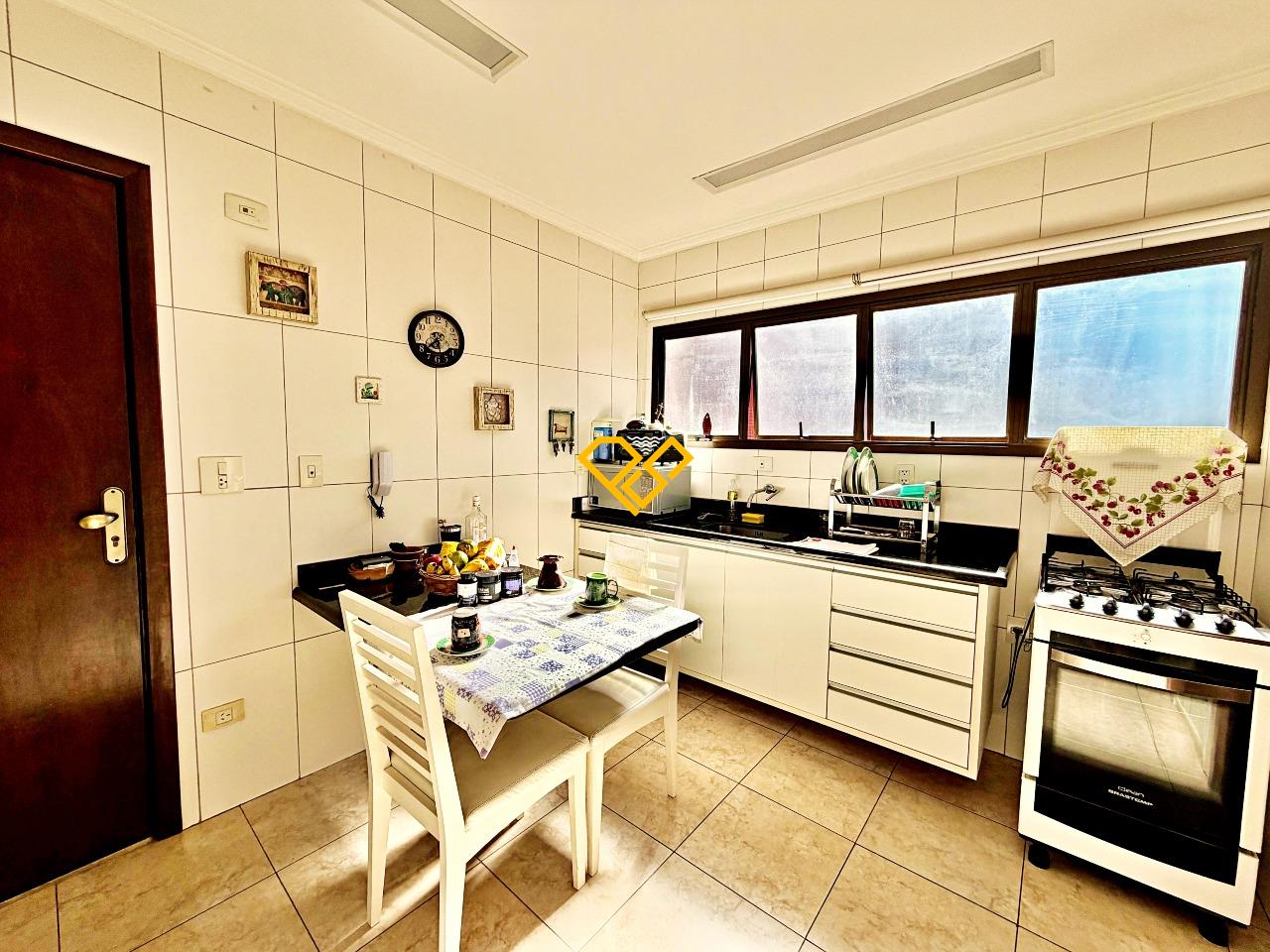 Apartamento à venda no Aparecida: Cozinha