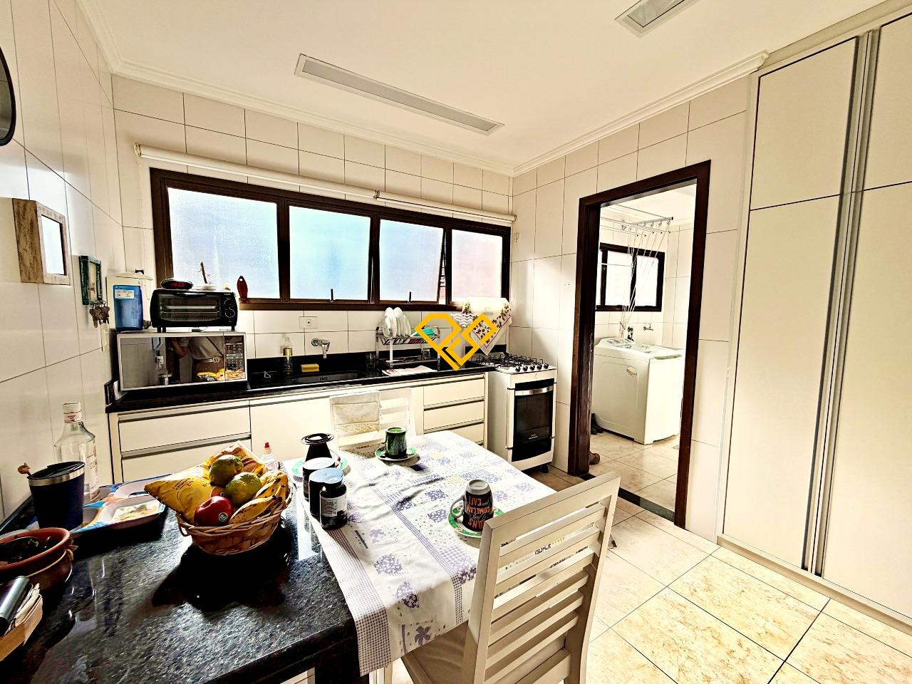 Apartamento à venda no Aparecida: Cozinha