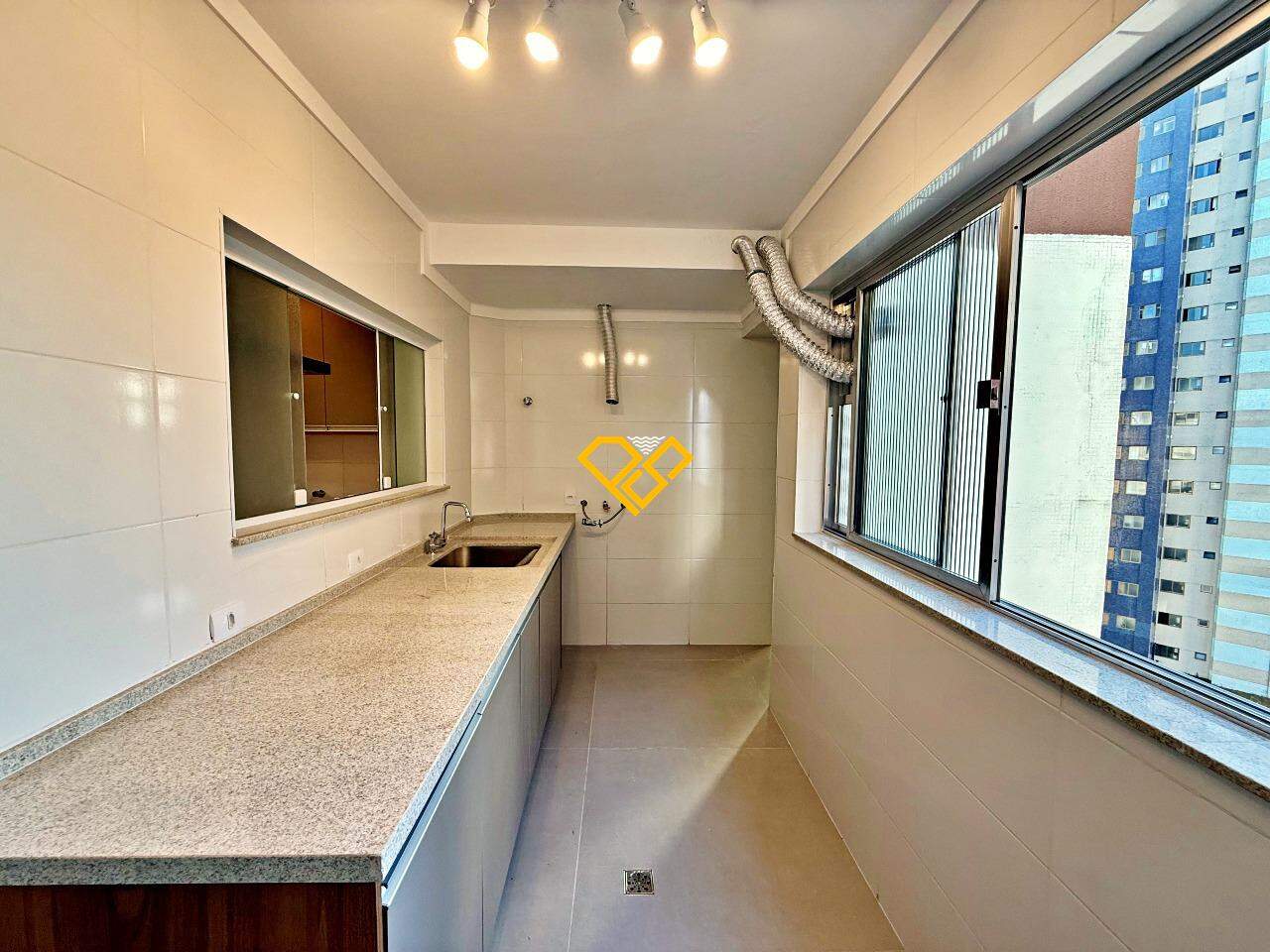 Apartamento à venda no Boqueirão: Área de serviço