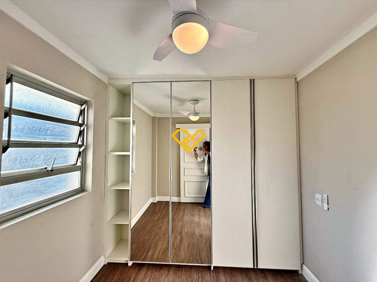 Apartamento à venda no Boqueirão: Dependência revertida em closet