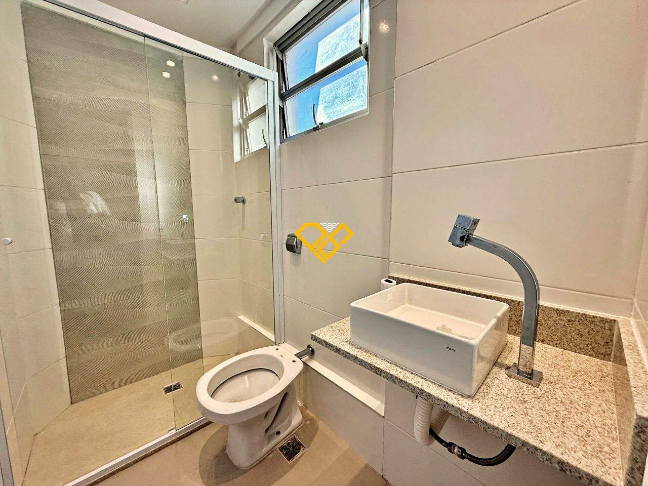 Apartamento à venda no Boqueirão: Wc de serviço