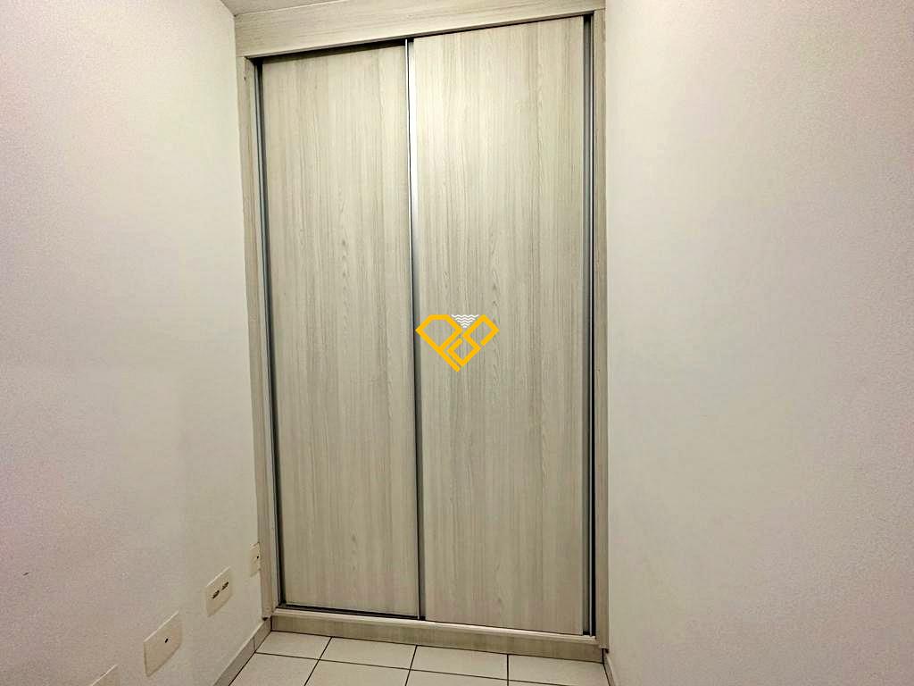 Apartamento à venda no Gonzaga: Dependência