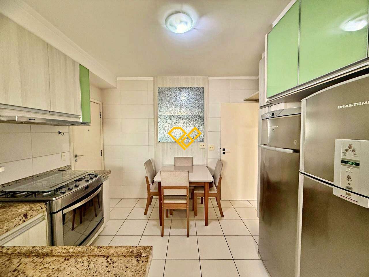 Apartamento para aluguel no Gonzaga: Cozinha