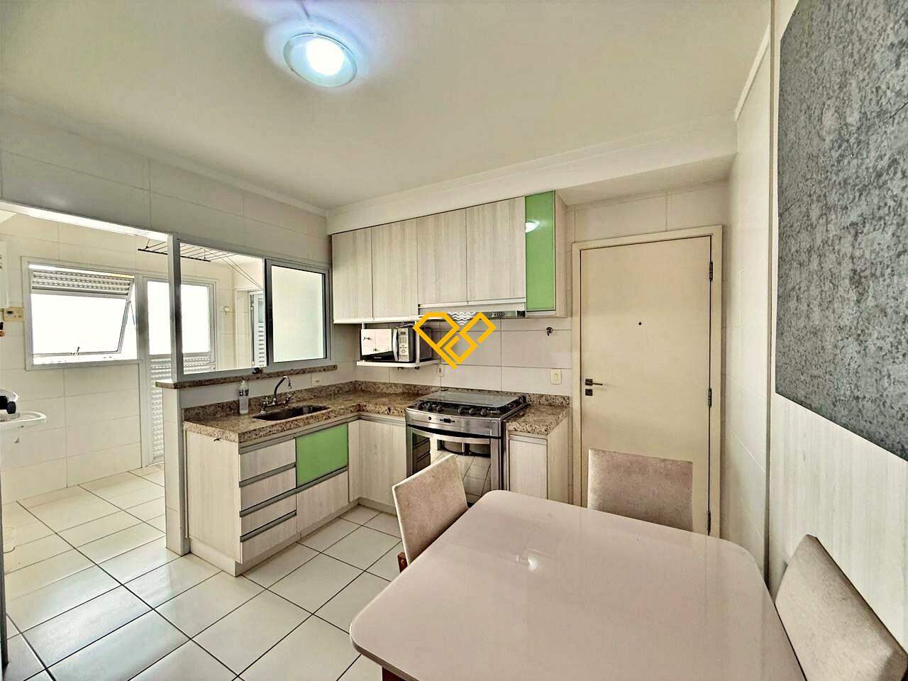Apartamento para aluguel no Gonzaga: Cozinha