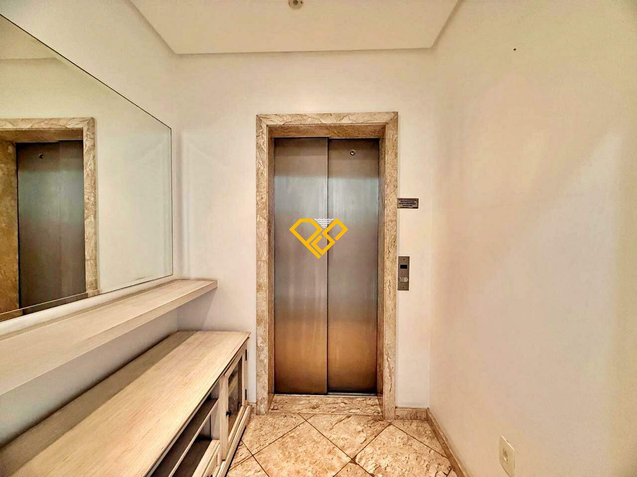 Apartamento para aluguel no Gonzaga: Hall privativa