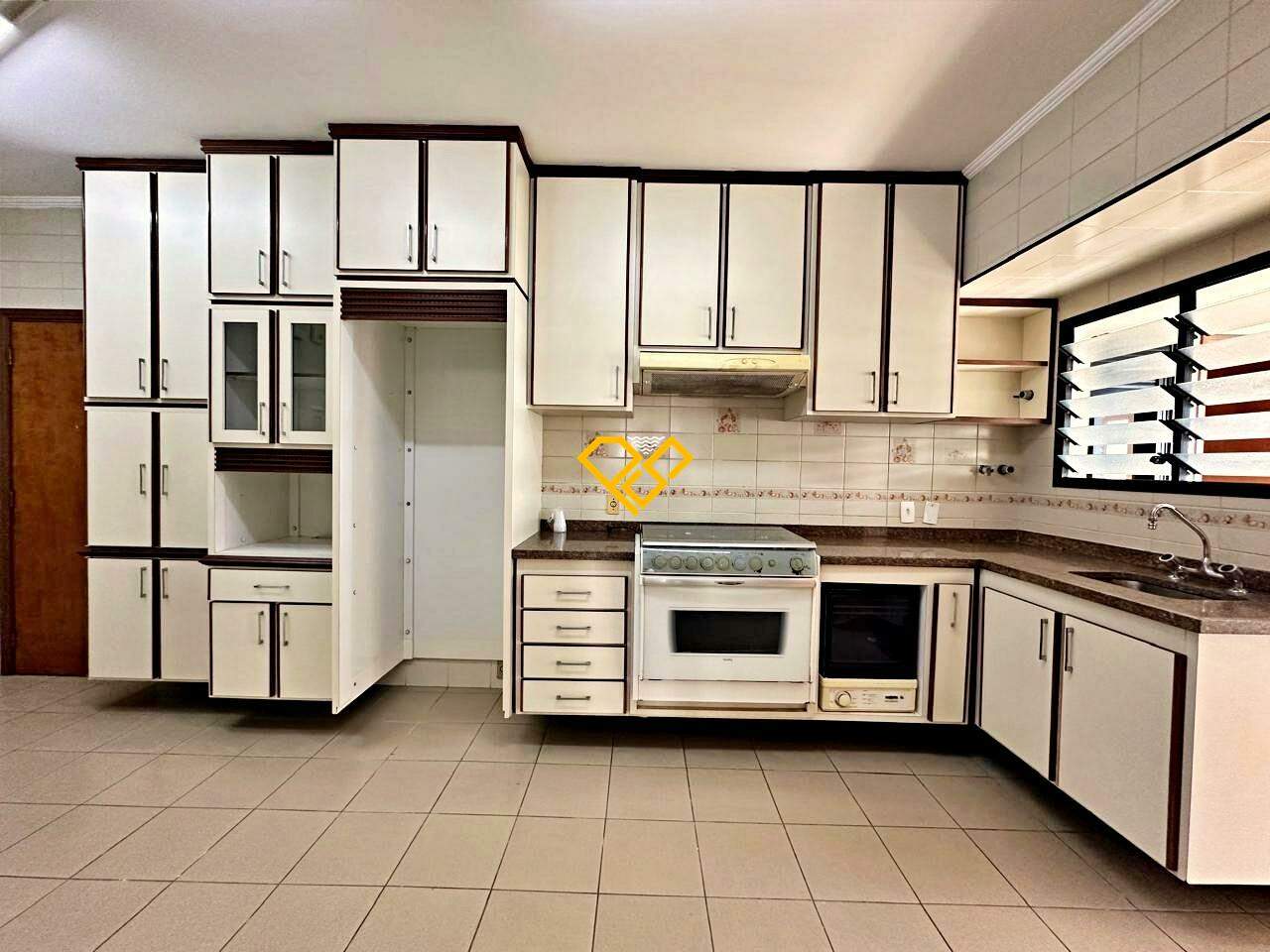Apartamento à venda no Gonzaga: Cozinha