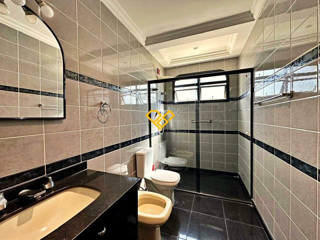 Apartamento à venda no Gonzaga: Wc social