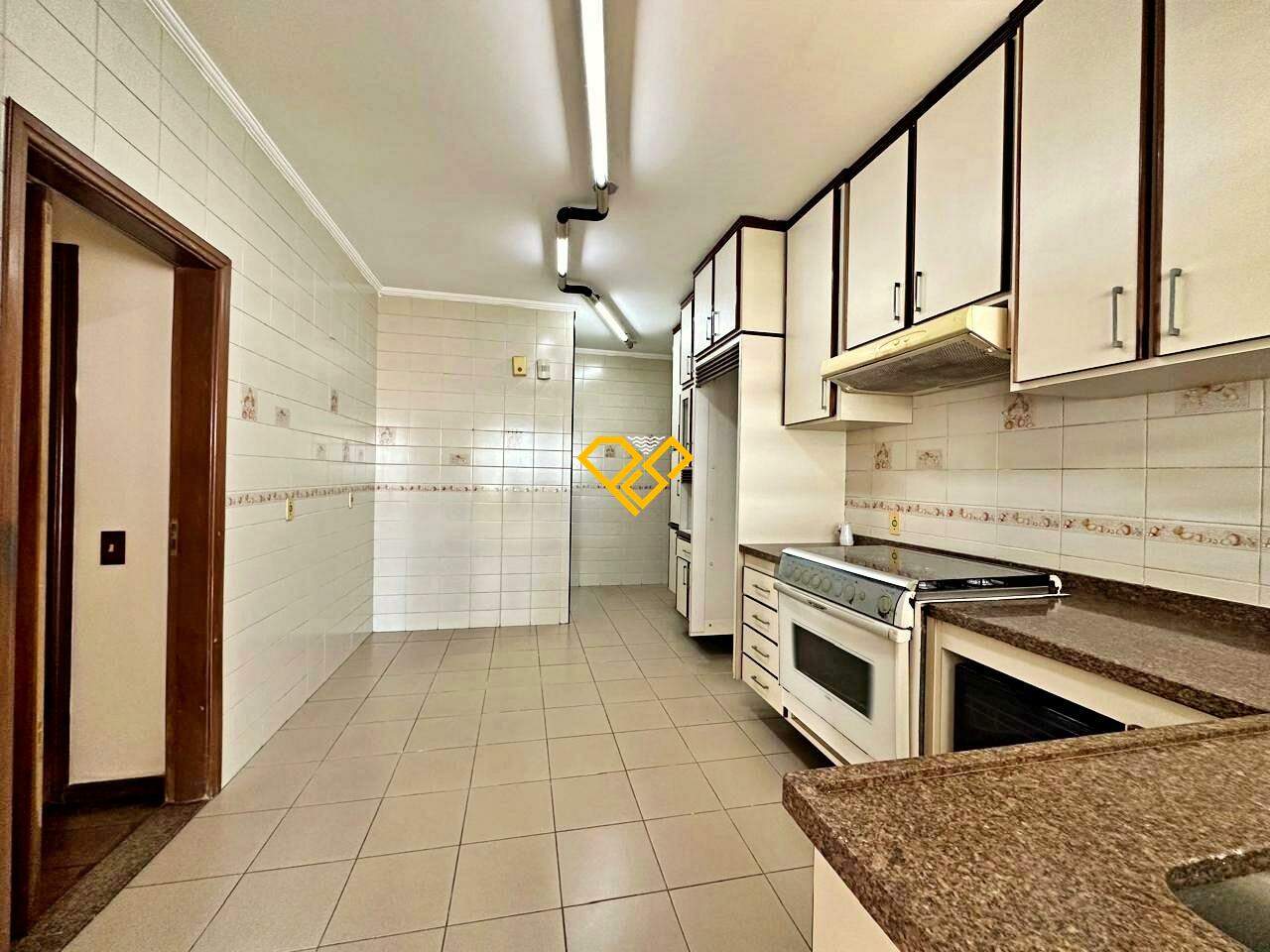 Apartamento à venda no Gonzaga: Cozinha